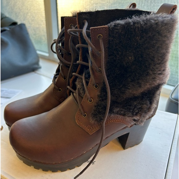 No. 6 Brown Fur lined boots. Brand new - Picture 2 of 6